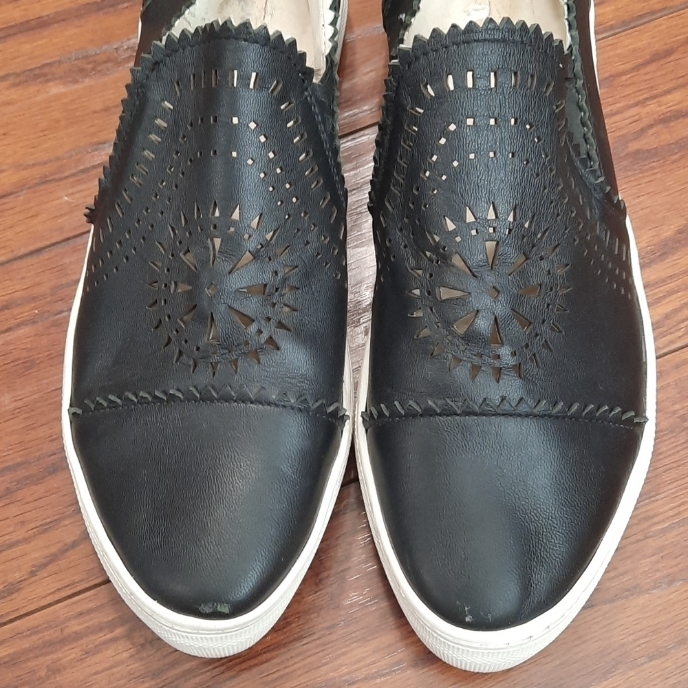 Seychelles Laser Cut Wheelhouse Slip On Sneakers - Picture 6 of 6